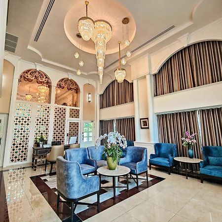 Siri Ratchadamnoen Bangkok Hotel Kültér fotó